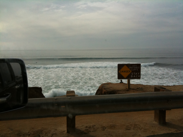 Surf at Osprey Street in Sunset Cliffs San Diego