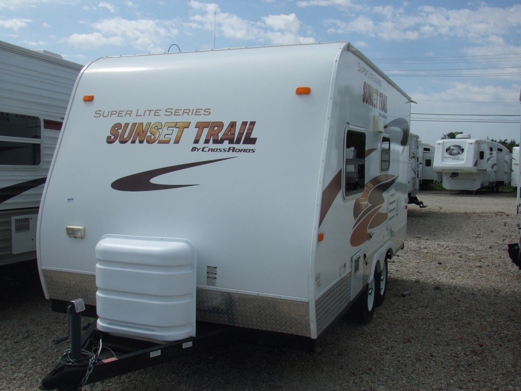 Looking at Travel Trailers - 02